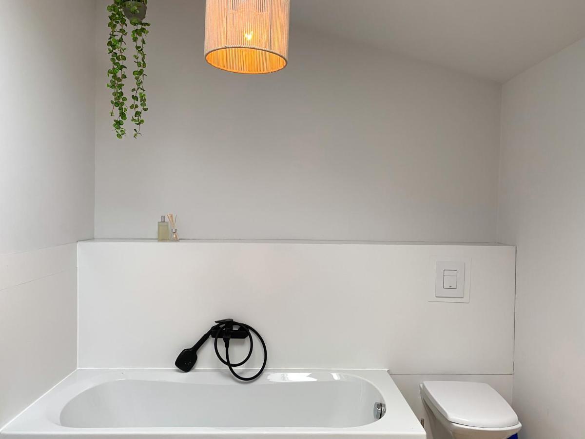 Little Taiwan Apartment Liege Bagian luar foto